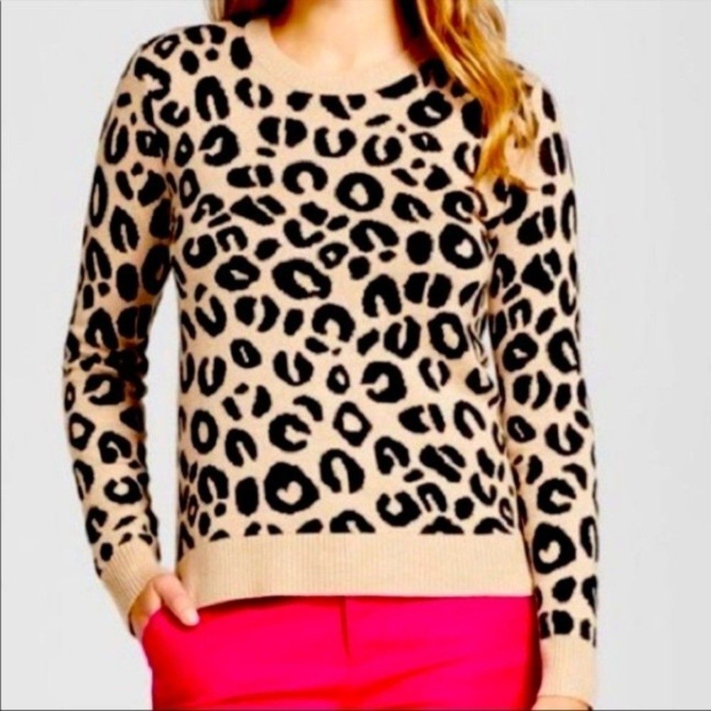 A New Day Women’s Tan & Black Animal Print Sweater Size Large